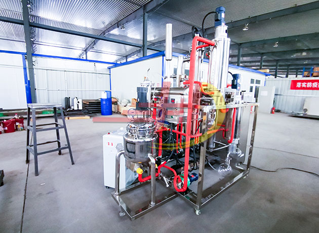 3級1平方分子蒸餾設(shè)備